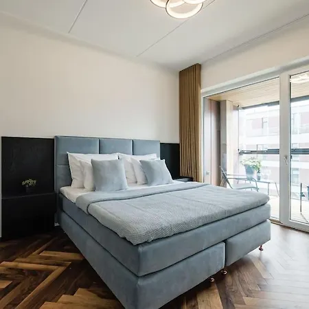 Hilltop - Luxurious Sea View Apartmán